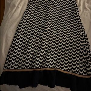 Ann Taylor Black and White Chevron A-Line Skirt NWT